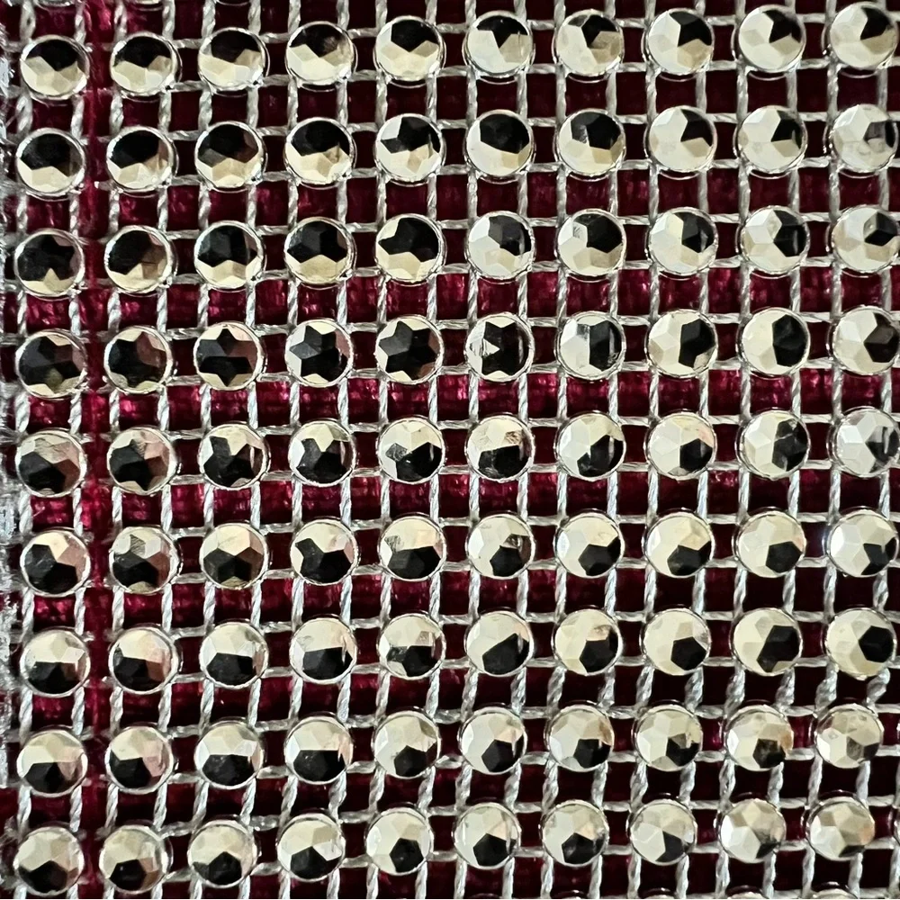 Elegant Red and Silver Table Runner - Picture 3 of 3